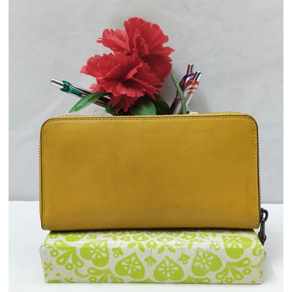 Coach Yellow Leather Zip Around Credit Card Wallet - Picture 2 of 16